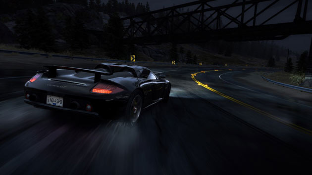 need-for-speed-hot-pursuit-tight